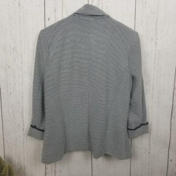 Matty M Striped Blazer Large ( fits like a s/m or size 8) - Picture 2 of 5